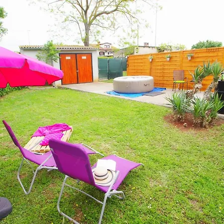 House Emily Vakantiehuis Loborika